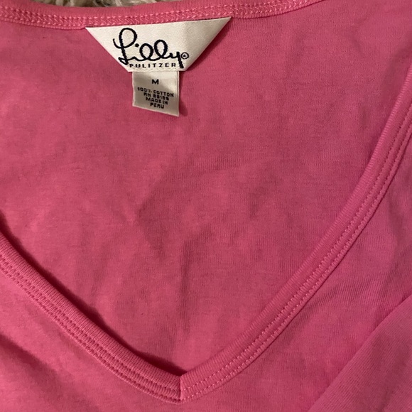 Lily Pulitzer quarter sleeve tee!! - Picture 2 of 4